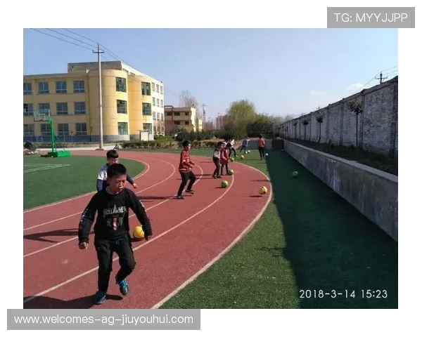 校园冲突引关注足球学生被打事件引发师生关系与校园管理反思 校园冲突引关注足球学生被打事件引发师生关系与校园管理反思