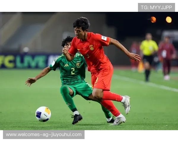 七人制足球左前锋的关键作用与战术分析解析 七人制足球左前锋的关键作用与战术分析解析